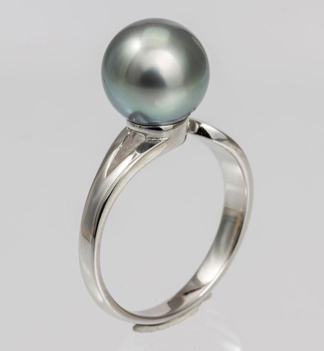 10x11mm Metallic Green Tahitian Pearl - 925 Silver - Ring: Title: 10x11mm Metallic Green Tahitian Pearl - 925 Silver - Ring Description: A gorgeous Tahitian pearl ring, notable for the colours of its beautiful Tahitian pearl and the clean lines of its solid s