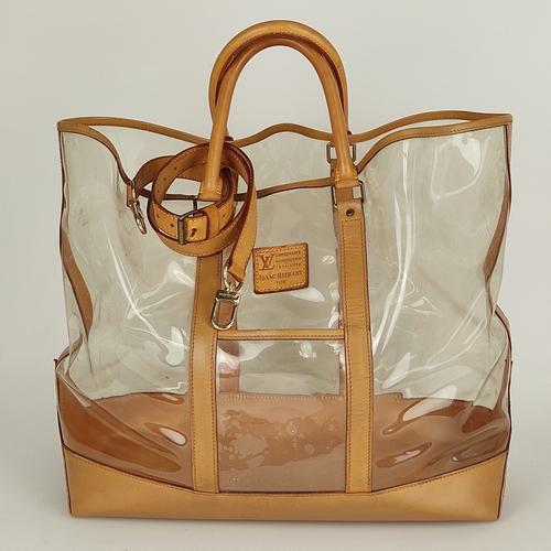 LOUIS VUITTON Grand Shopping Bag - Limited Edition "Centenary 1896-1996": Title: LOUIS VUITTON Grand Shopping Bag - Limited Edition "Centenary 1896-1996" Material: PVC / Leather Measurements: Length 42 cm, Height 40 cm, Depth 19 cm Description: (4243/B). Grand Shopping Bag