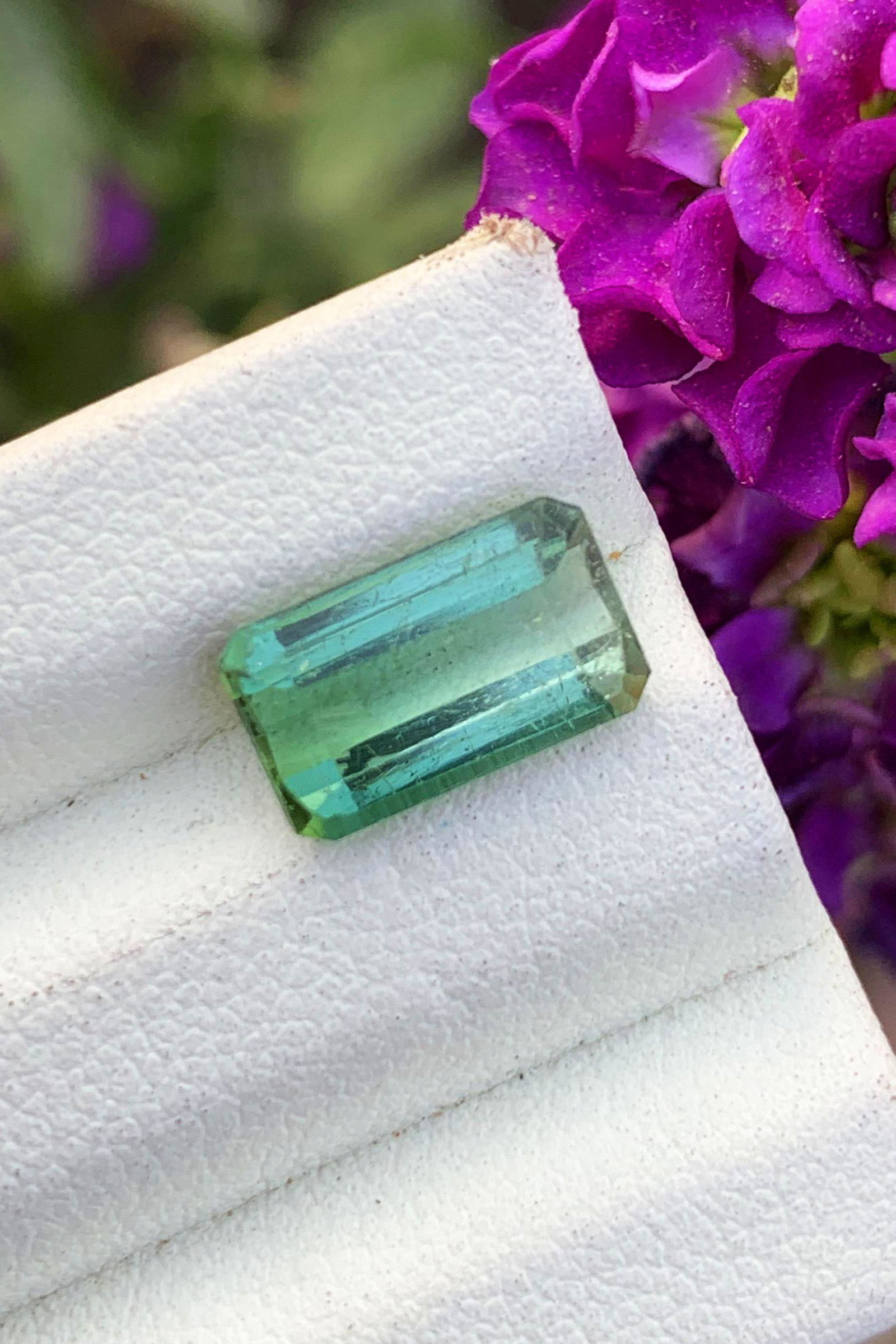 Summer Green Tourmaline Gemstone, Emerald Cut Flawless Tourmaline Cut Stone, VS Clarity, Jewelry: Materials: Gem type: Tourmaline Carat weight: 3 Description Summer Green Tourmaline Gemstone, Emerald Cut Flawless Tourmaline Cut Stone, VS Clarity, Jewelry Size Tourmaline Stone For Ring Making, 3 CT