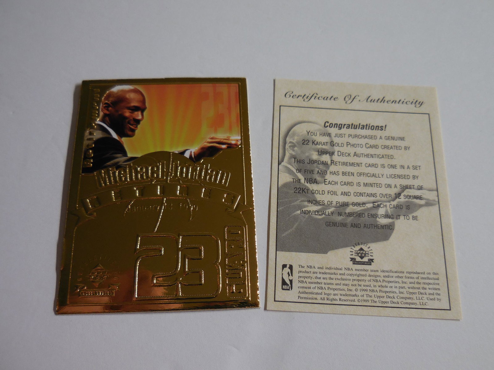 1999 UD UDA MICHAEL JORDAN 22KT GOLD (1 of 3)