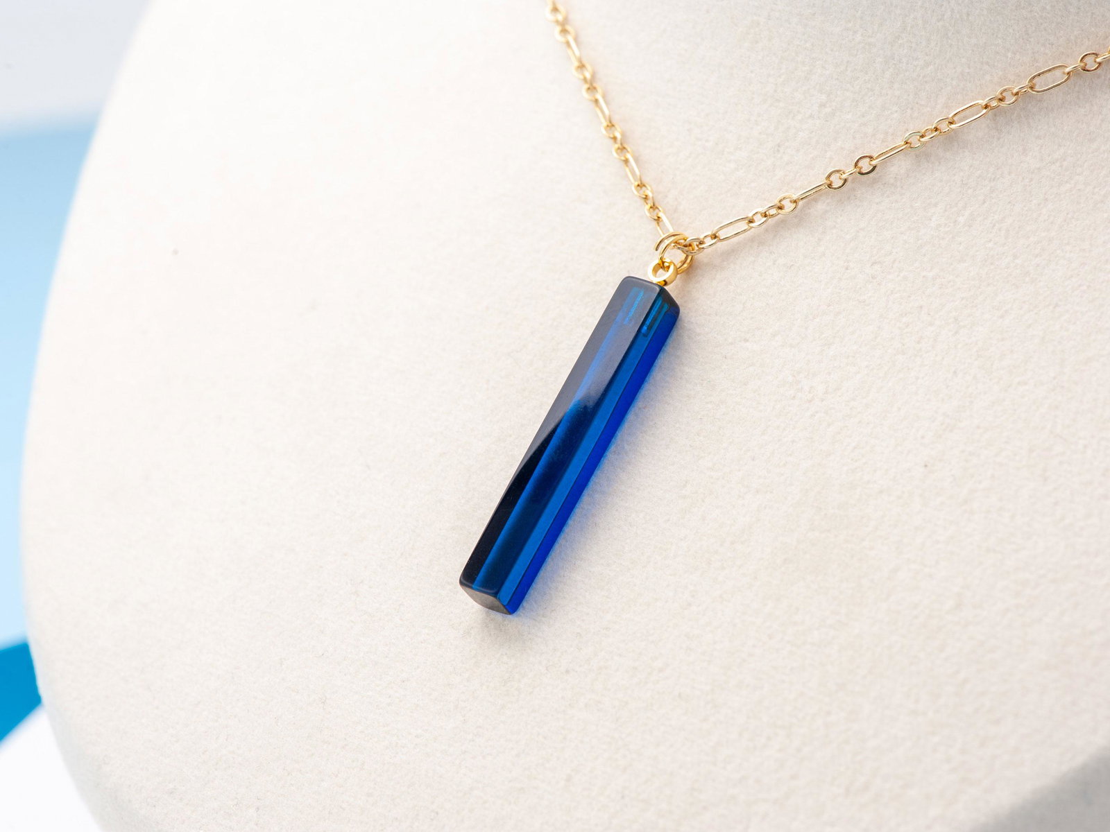 Blue amber pendant made of blue bar shape amber, Minimalist amber pendant, Pendant for necklace: Title: Blue amber pendant made of blue bar shape amber, Minimalist amber pendant, Pendant for necklace Materials: Blue amber Weight: 2 Blue amber pendant for necklace. Made of blue color bar shape amb