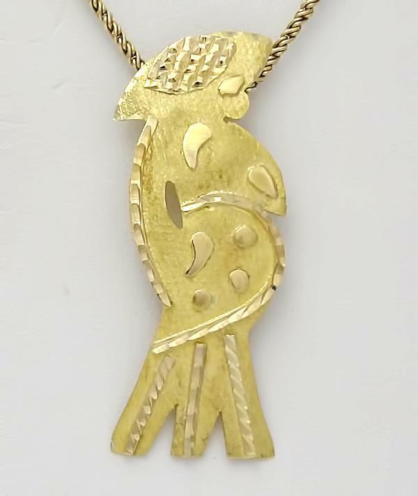 18k YELLOW GOLD STONE FINISH DIAMOND CUT PARROT BIRD PENDANT 2" (1 of 9)