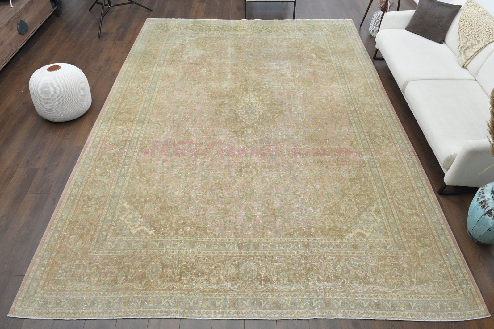 10x13 Persian ANTIQUE Area Rug (1 of 10)