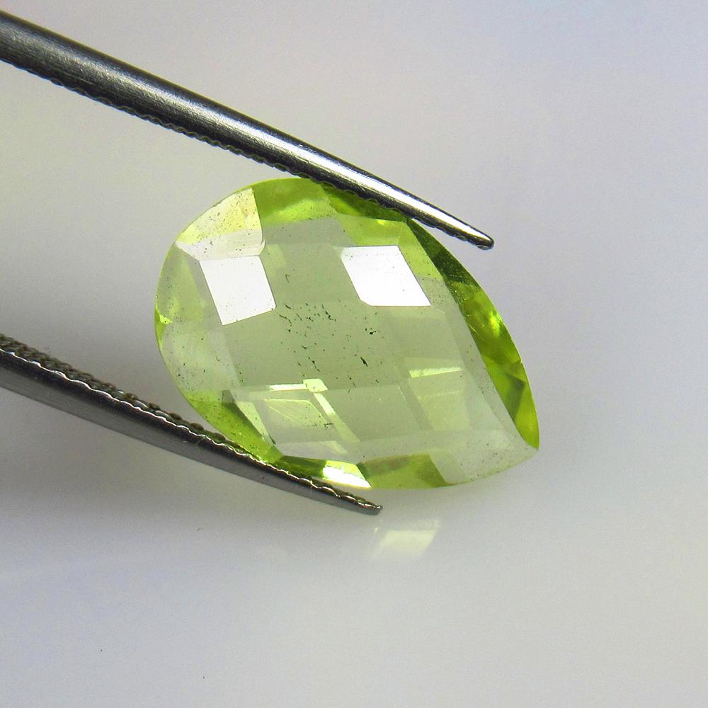 3.96 Ctw Natural Lemon Quartz Pear Checkerboard Cut: No Reserve! Title: 3.96 Ctw Natural Lemon Quartz Pear Checkerboard Cut Stone Clarity: VVS Gemstones: Natural Lemon Quartz Carat Weights: 3.96 Size/Dimensions: 15.00 x 10.10 x 4.70 mm Additional Inform