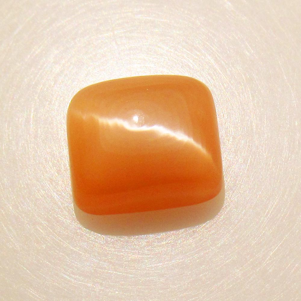 3.48 Ctw Natural Moonstone Cushion Cab: No Reserve! Title: 3.48 Ctw Natural Moonstone Cushion Cab Stone Clarity: Semi-Transparent Gemstones: Natural Moonstone Carat Weights: 3.48 Size/Dimensions: 8.90 x 7.60 x 5.80 mm Additional Information