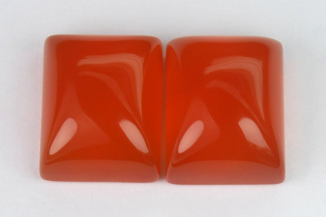 7.96 Cts Natural Carnelian Lot: No Reserve! Title: 7.96 Cts Natural Carnelian Lot Additional Information: Gemstone : Natural Carnelian Weight : 7.96 carat Shape : Rectangular Caboshon Dimensions : 10x8 mm Number of Stone : 2 Color :