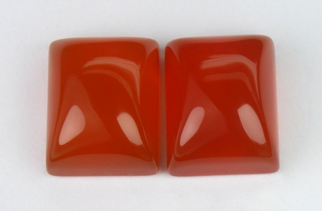 8.11 Cts Natural Carnelian Lot: No Reserve! Title: 8.11 Cts Natural Carnelian Lot Additional Information: Gemstone : Natural Carnelian Weight : 8.11 carat Shape : Rectangular Cabochon Dimensions : 10x8 mm Number of Stone : 2 Color :