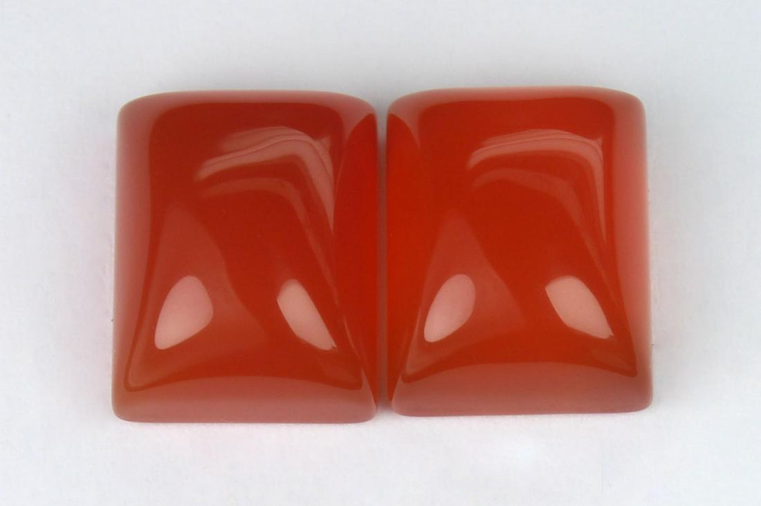 8.00 Cts Natural Carnelian Lot: No Reserve! Title: 8.00 Cts Natural Carnelian Lot Additional Information: Gemstone : Natural Carnelian Weight : 8.00 carat Shape : Rectangular Caboshon Dimensions : 10x8 mm Number of Stone : 2 Color :