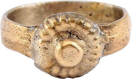 FINE ROMAN PROSTITUTE'S RING, C.100-300 AD (1 of 4)