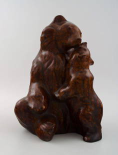 Arne Bang 1901-1983. Figure in stoneware, brown bear with cub.: Arne Bang 1901-1983. Figure in stoneware, brown bear with cub. Signed AB 57. Denmark mid 20 c. Height 26 cm. Diameter 17 cm. Beautiful glaze. Perfect condition. Reserve: $560.00 Shipping: Domestic: Sh