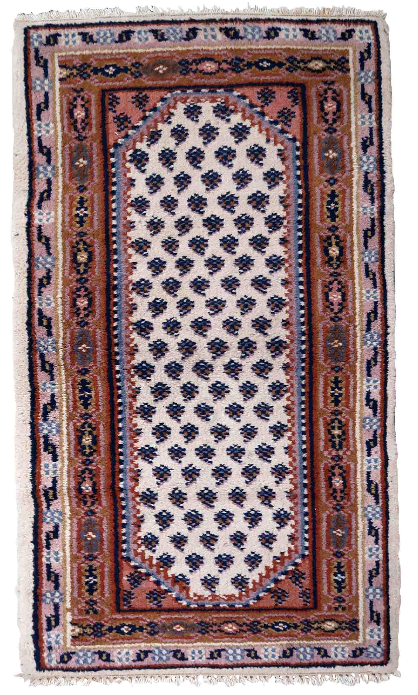 Handmade vintage Indian Seraband rug 2.4' x 4.5' (75cm x 140cm) 1970s (1 of 11)