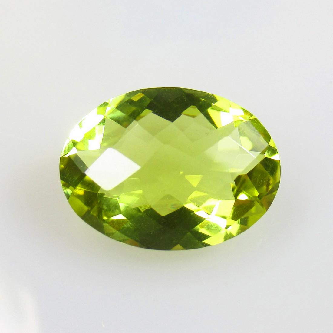 7.23 Ctw Natural Lemon Quartz Oval Cut: No Reserve! Title: 7.23 Ctw Natural Lemon Quartz Oval Cut Stone Clarity: VVS Gemstones: Natural Lemon Quartz Carat Weights: 7.23 Size/Dimensions: 16.20 x 12.00 x 7.10 mm Additional Info: Good Luster /