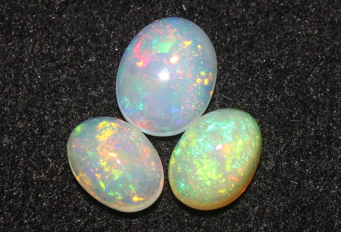 1.62 cts Natural Ethiopian Opal   Lot (1 of 2)