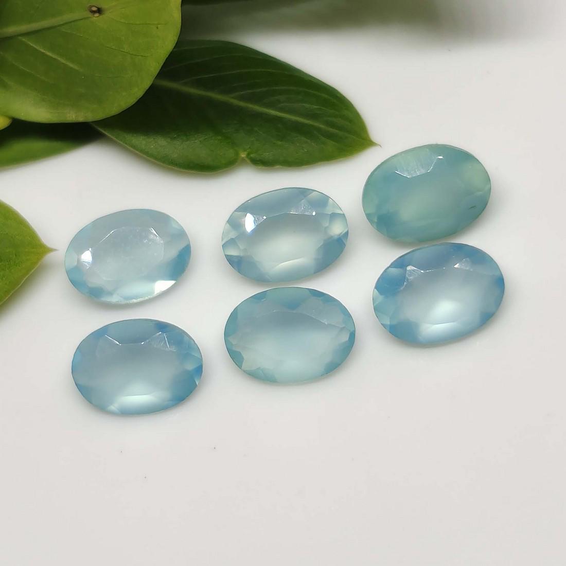 3.85 ct Natural Blue Chalcedony Lot: No Reserve! Title: 3.85 ct Natural Blue Chalcedony Lot Additional Information: Gemstones: Chalcedony Carat Weights: 3.85 ct Size/Dimensions: 7 X 5 mm Materials & Techniques: Chalcedony Shipping: Domes