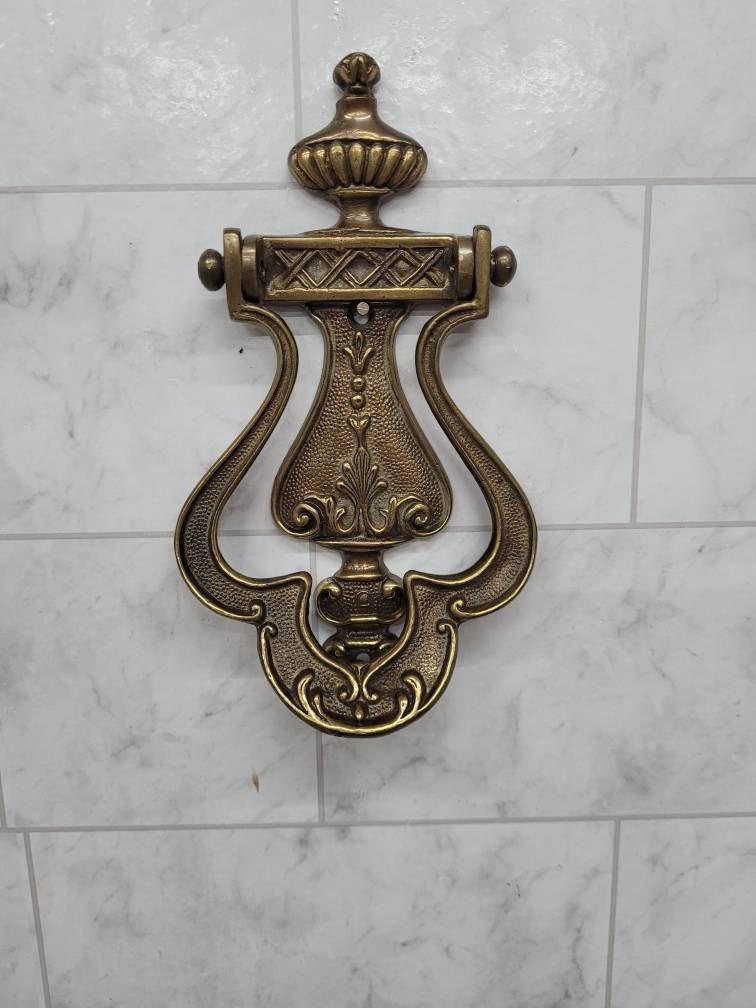 Vintage brass door knocker Ornate Unique Design (1 of 4)
