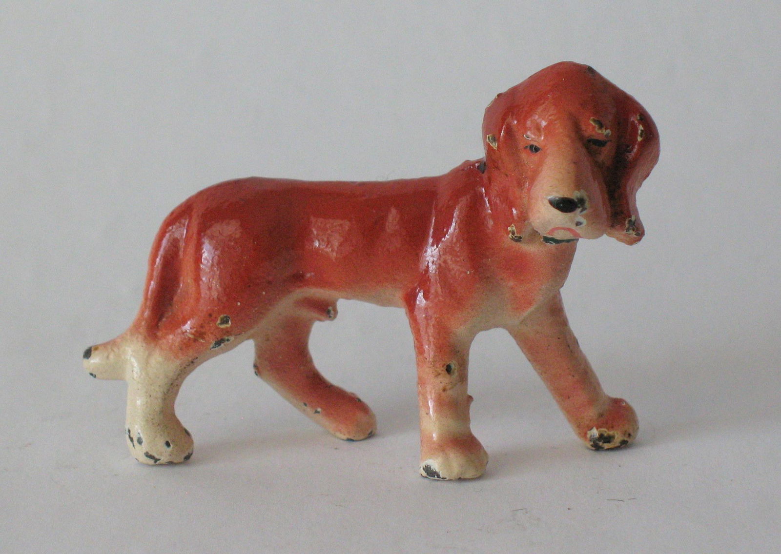 Vintage cast iron Hound Dog paperweight. (1 of 2)