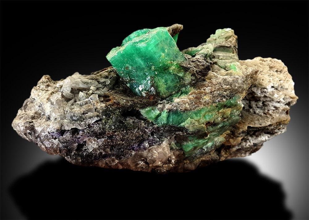 Natural Emerald Specimen, Emerald Crystals, Emerald stone, Green Emerald, Emerald for sale, Green (1 of 4)