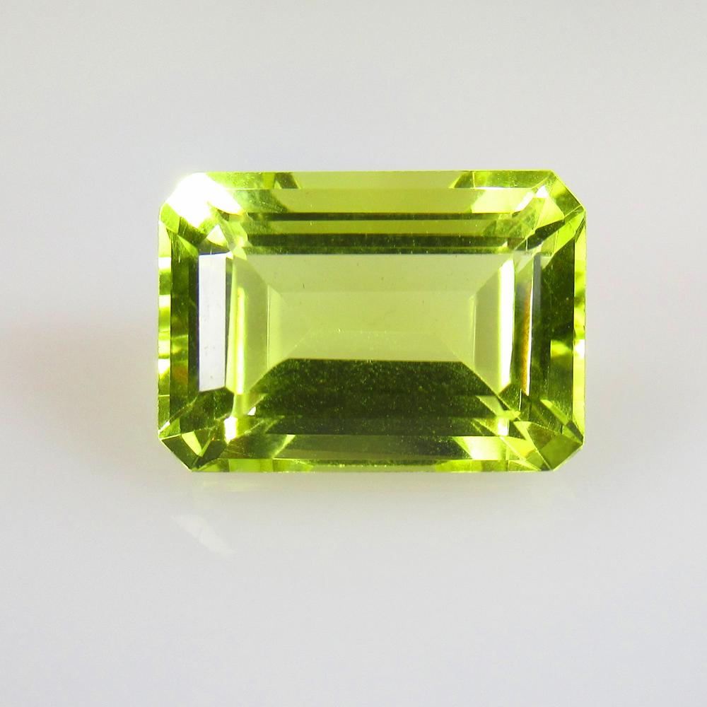 8.38 Ctw Natural Lemon Quartz Octagon Cut: No Reserve! Title: 8.38 Ctw Natural Lemon Quartz Octagon Cut Stone Clarity: VVS Gemstone: Natural Lemon Quartz Carat Weight: 8.38 Size/Dimensions: 14.20 x 10.00 x 7.90 mm Additional Information: Top C