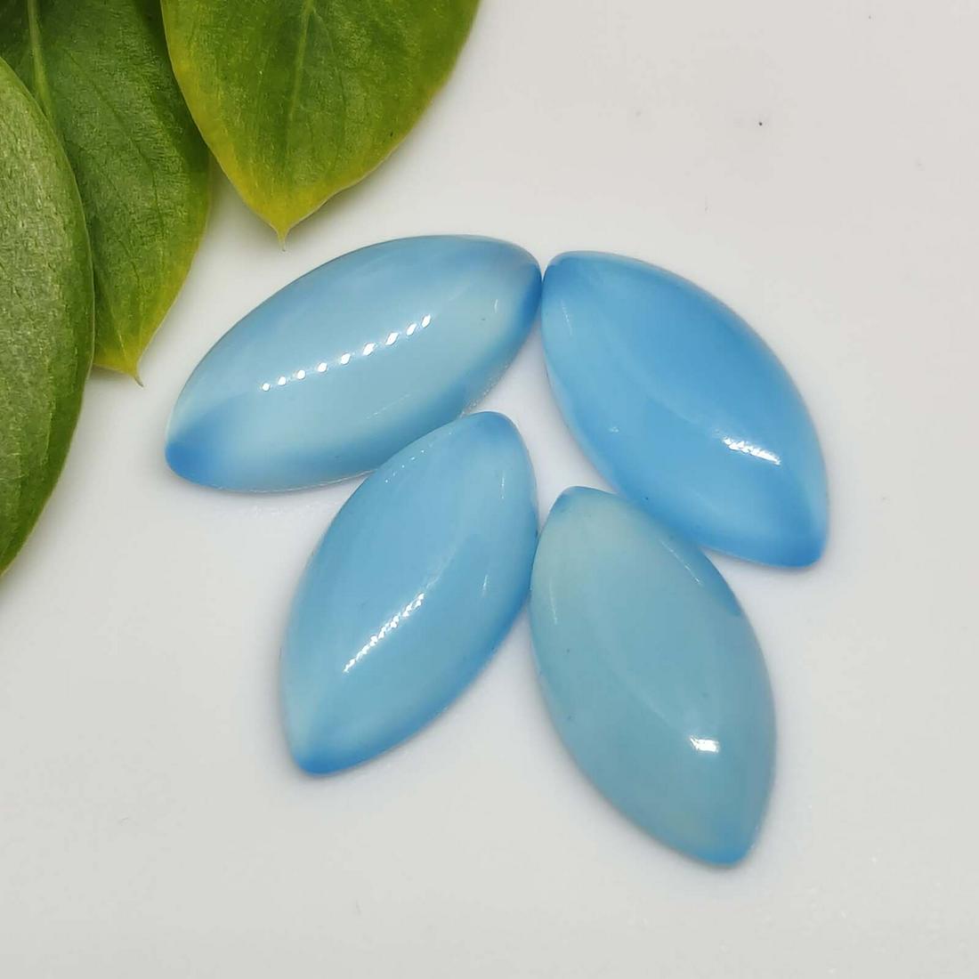 7.65 ct Natural Blue Chalcedony Lot: No Reserve! Title: 7.65 ct Natural Blue Chalcedony Lot Additional Information: Gemstones: Chalcedony Carat Weights: 7.65 ct Size/Dimensions: 6 X 12 mm Materials & Techniques: Chalcedony Shipping: Dome