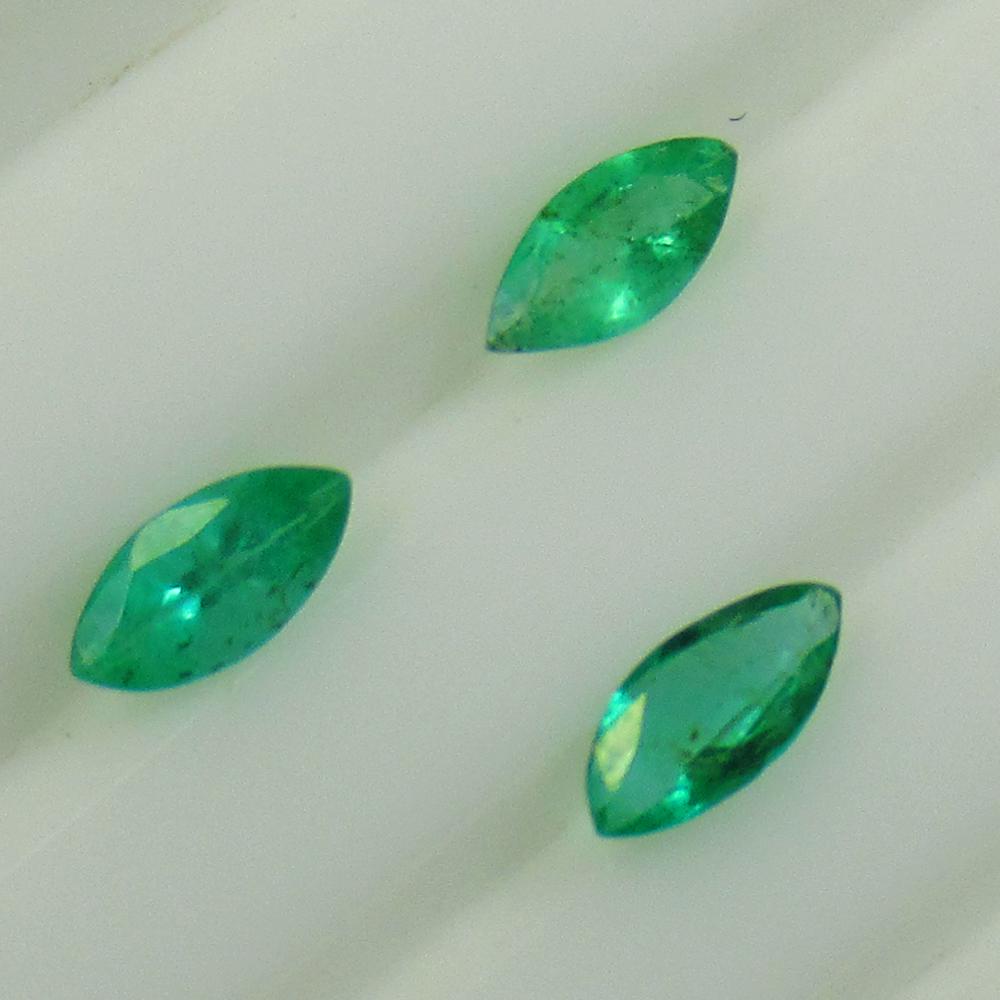 0.51 Ctw Natural Tanzanite Pear Pair: No Reserve! Title: 0.51 Ctw Natural Tanzanite Pear Pair Stone Clarity: VVS Gemstone: Natural Tanzanite Carat Weight: 0.51 Size/Dimensions: 5.30 x 3.30 x 2.30 mm / 2 Pc's Additional Information: Top Qu