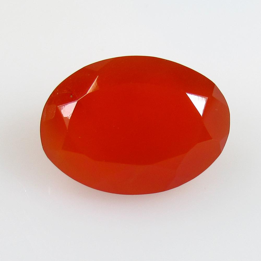 5.87 Ctw Natural Orange Carnelian Oval Cut: No Reserve! Title: 5.87 Ctw Natural Orange Carnelian Oval Cut Stone Clarity: Semi-Transparent Gemstone: Natural Carnelian Carat Weight: 5.87 Size/Dimensions: 14.60 x 10.70 x 6.40 mm Additional Informa