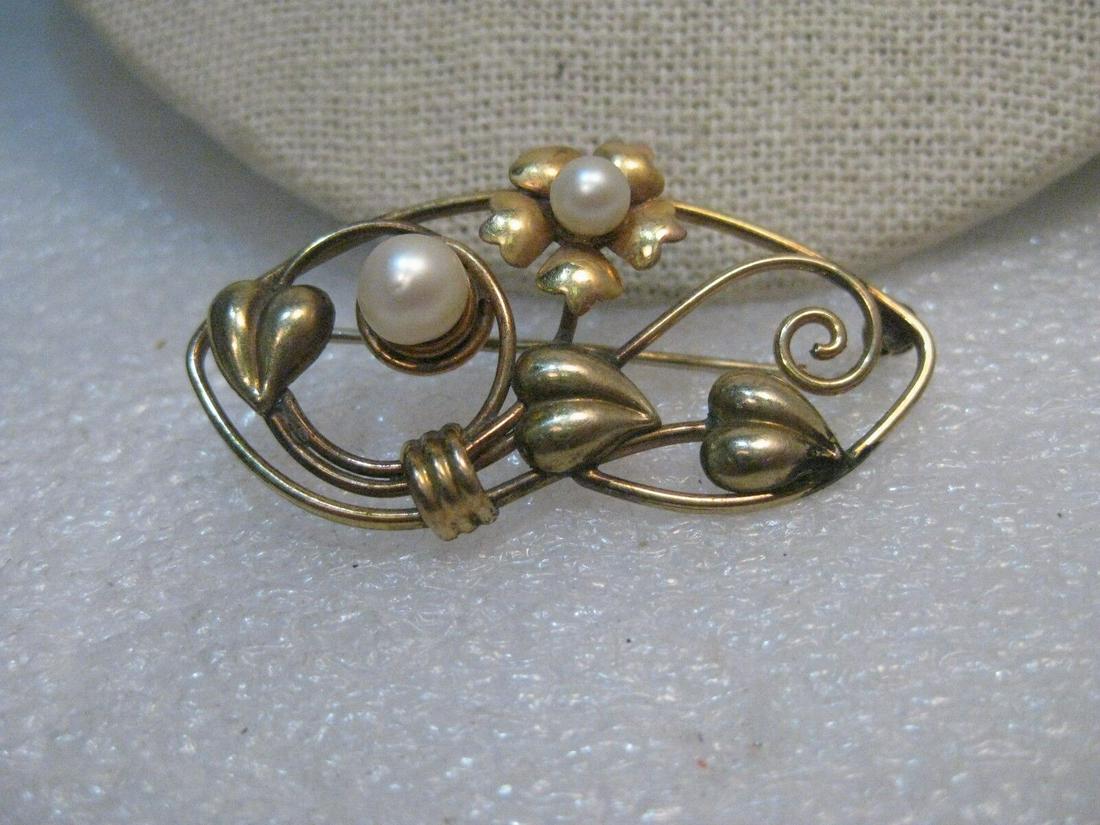 Vintage 12kt G.F. 1940's Brooch, signed WL, Faux Pearls, Floral/Vine, 1.75" (1 of 3)
