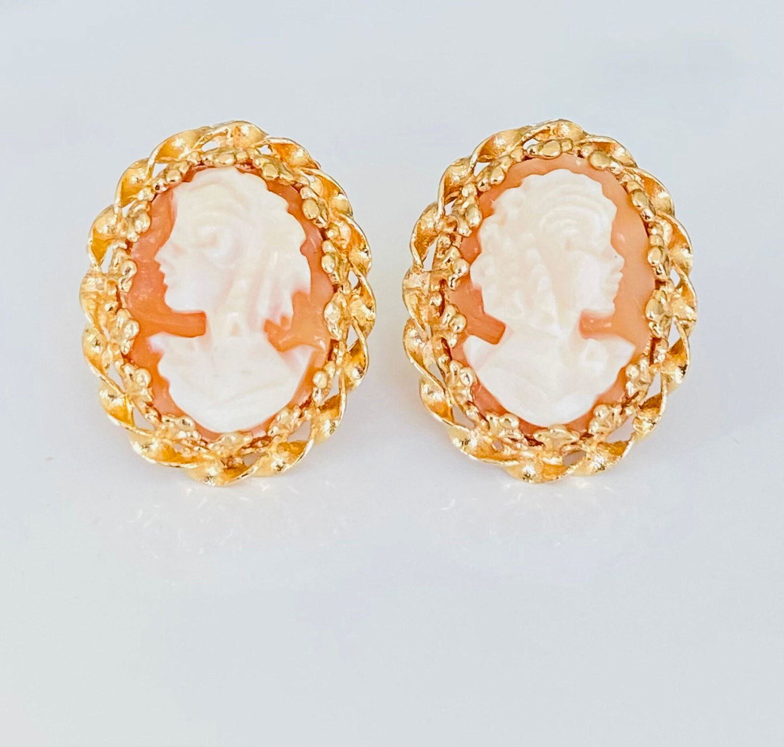 Vintage 14k cameo earrings (1 of 4)
