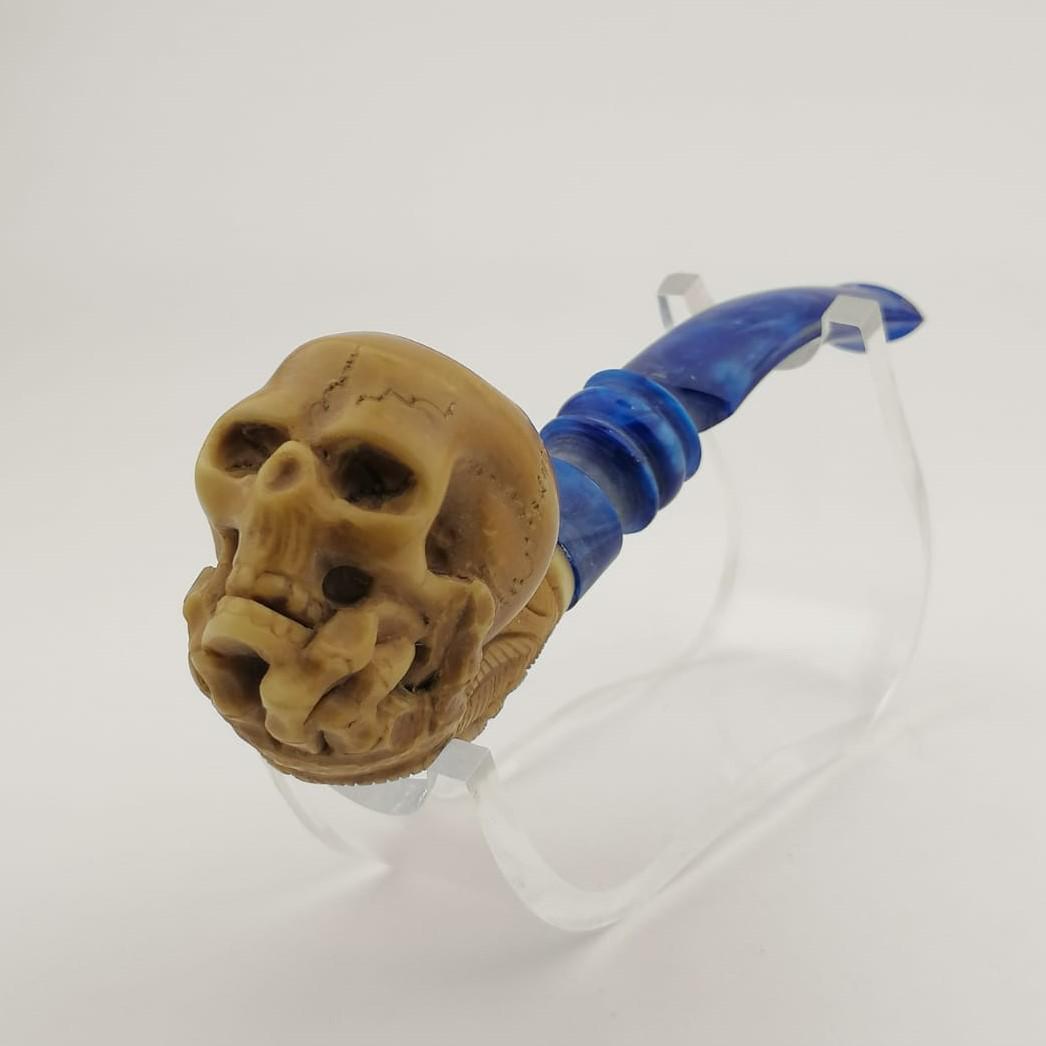 Skull Meerschaum Pipe: Title: Skull Meerschaum Pipe Materials: Meerschaum Dimension: 5.1 inch (13cm) Additional Information: Skull,Hand carved Meerschaum Pipe. Made in Turkey,Eskisehir by Meerschaum Carve Master.Best Qualit