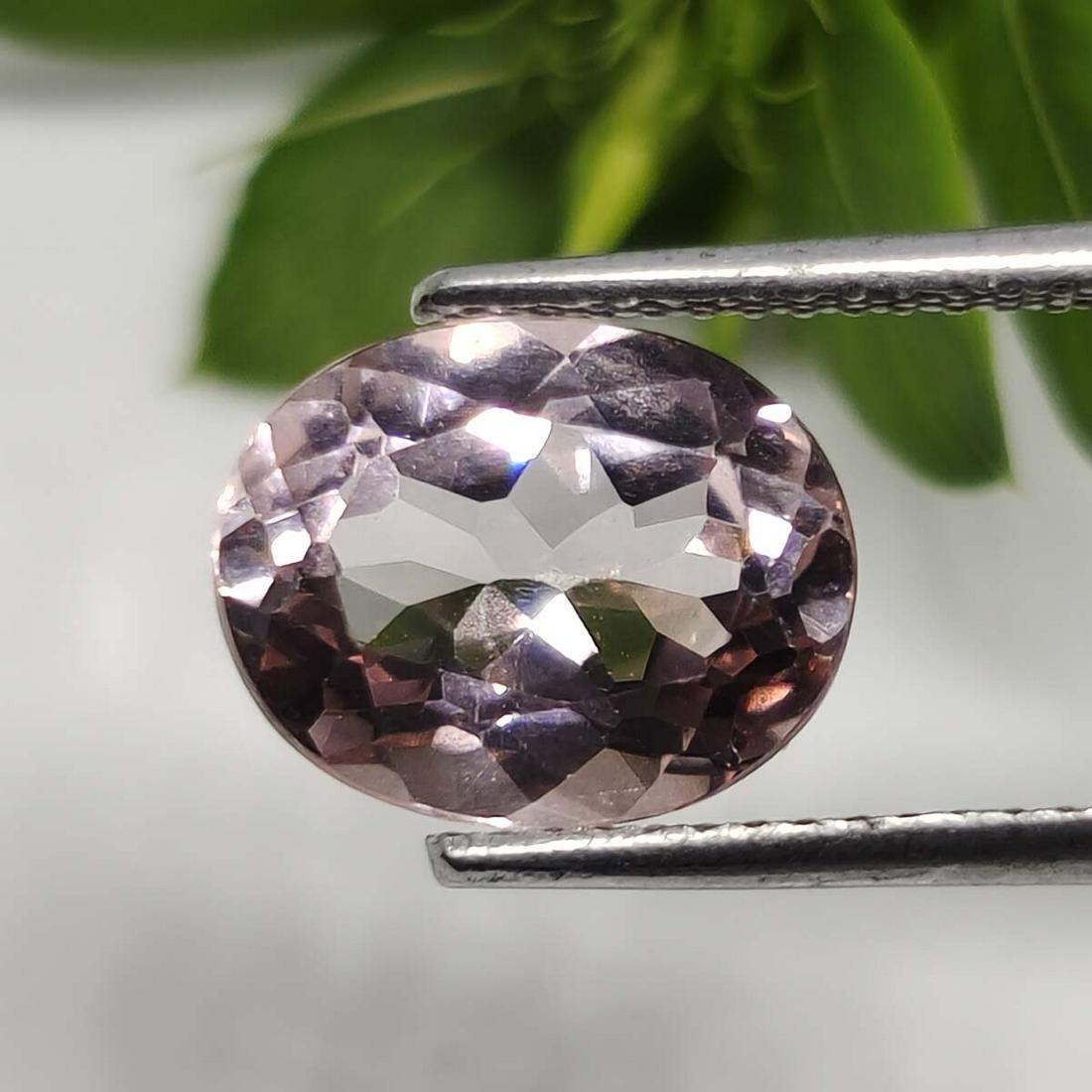 3.20 ct Rare Natural Morganite Topaz- Top Grade: No Reserve! Title: 3.20 ct Rare Natural Morganite Topaz- Top Grade Additional Information: Gemstones: Natural Topaz Carat Weights: 3.20 ct Size/Dimensions: 10 X 8 mm Treatment: Coated Materials & Tech
