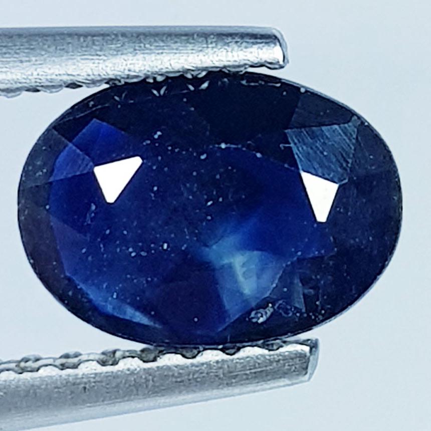 1.18 ctz" Fine Collection Natural Blue Sapphire: No Reserve! Title: 1.18 ctz" Fine Collection Natural Blue Sapphire Color/Clarity: Blue / VS Gemstones: Sapphire Carat Weight: 1.18 Size/Dimensions: 8.00 x 6.00 x 2.70 Additional Information: Oval / Bu