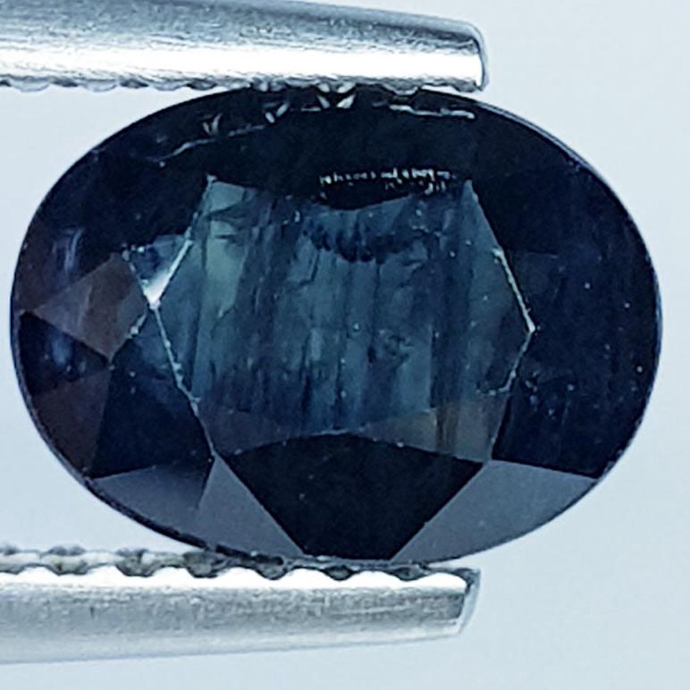 1.90 ctz" Fine Collection Natural Blue Sapphire: No Reserve! Title: 1.90 ctz" Fine Collection Natural Blue Sapphire Color/Clarity: Blue / VS Gemstones: Sapphire Carat Weight: 1.9 Size/Dimensions: 8.30 x 6.20 x 3.70 Additional Information: Oval / Bur