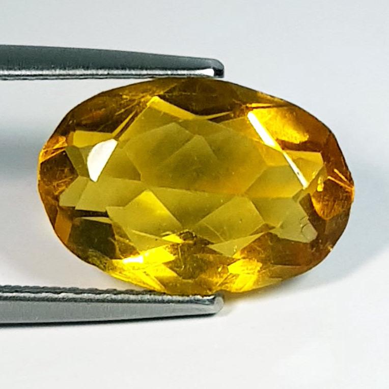 5.05 ctz" Rare Golden Yellow Color" Natural Fluorite: No Reserve! Title: 5.05 ctz" Rare Golden Yellow Color" Natural Fluorite Color/Clarity: Golden Yellow / VVS Gemstones: Fluorite Carat Weight: 5.05 Size/Dimensions: 13.91 x 9.53 x 5.47 Additional Inform