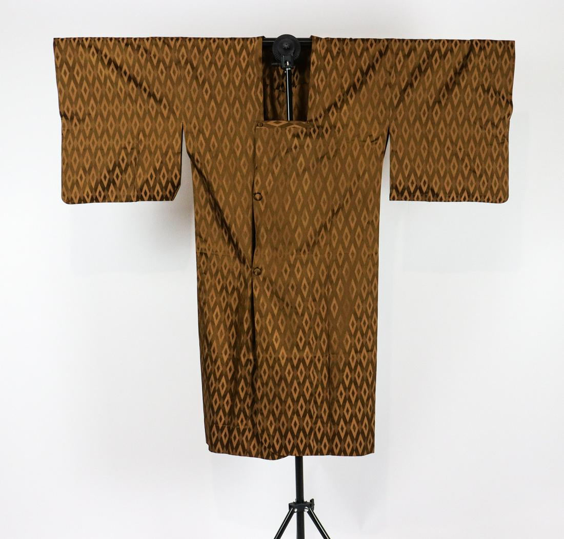 GEOMETRIC SATIN SILK BRONZE KIMONO WITH BELT (1 of 6)