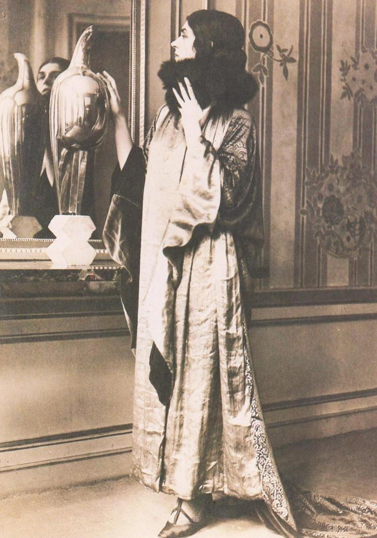 MAN RAY - Woman in Poiret Dress with Brancusi Sculpture, 1922 (1 of 1)