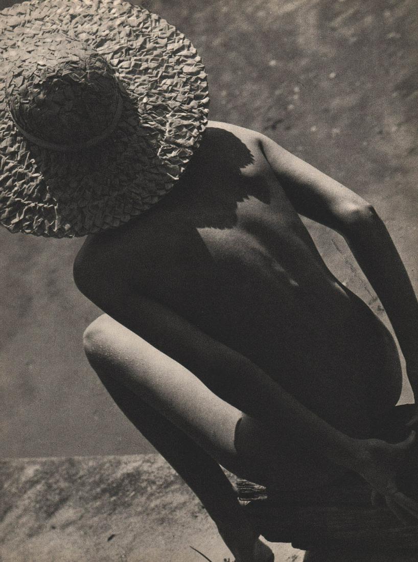 MARTIN MUNKACSI (MUKY) - Nude with Sun Hat: Artist: MARTIN MUNKACSI (MUKY) Print Title: Nude Study Medium: Authentic Vintage Sheet-fed photogravure Printing Date: 1930’s Printed in the USA Image Size approx: 11 X 8.5” Martin Munkacs