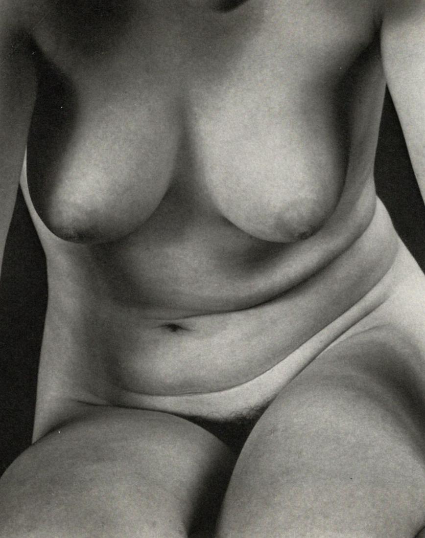 EDWARD WESTON - Nude, 1934: Artist: EDWARD WESTON Print Title: Nude, 1934 Medium: Vintage Authentic Duotone Photoengraving Printed in USA in 1970s Image Size approx: 4 x 5” Edward Weston 1886-1958) was a 20th-century Ameri