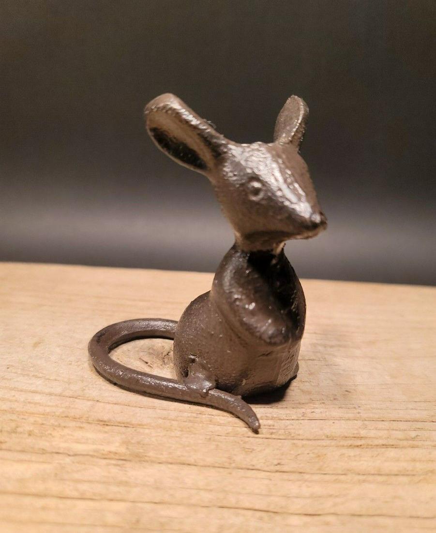 Cast Iron Mouse Statue (1 of 12)