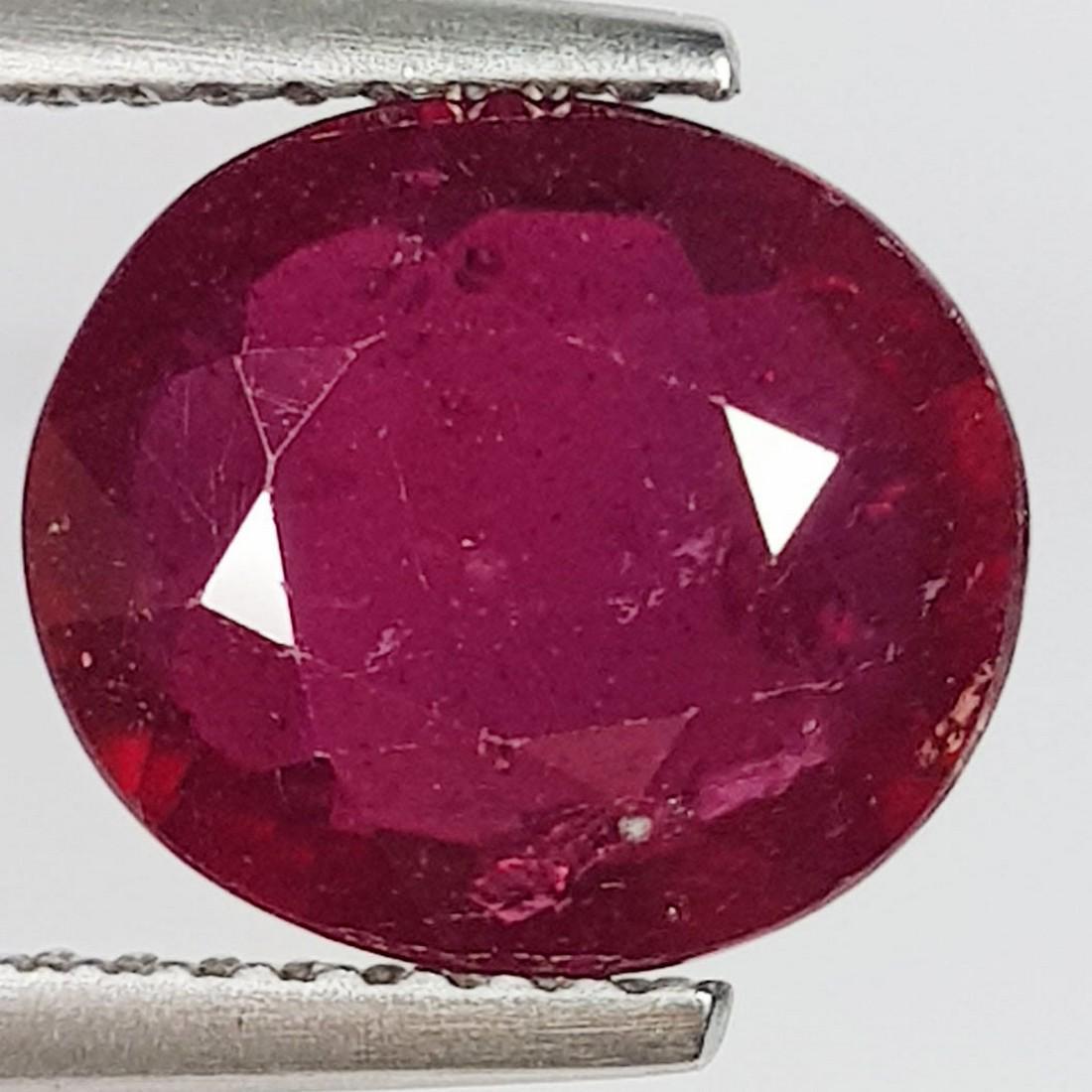 4.57 ctz " Natural Oval Cut Red Ruby (1 of 4)