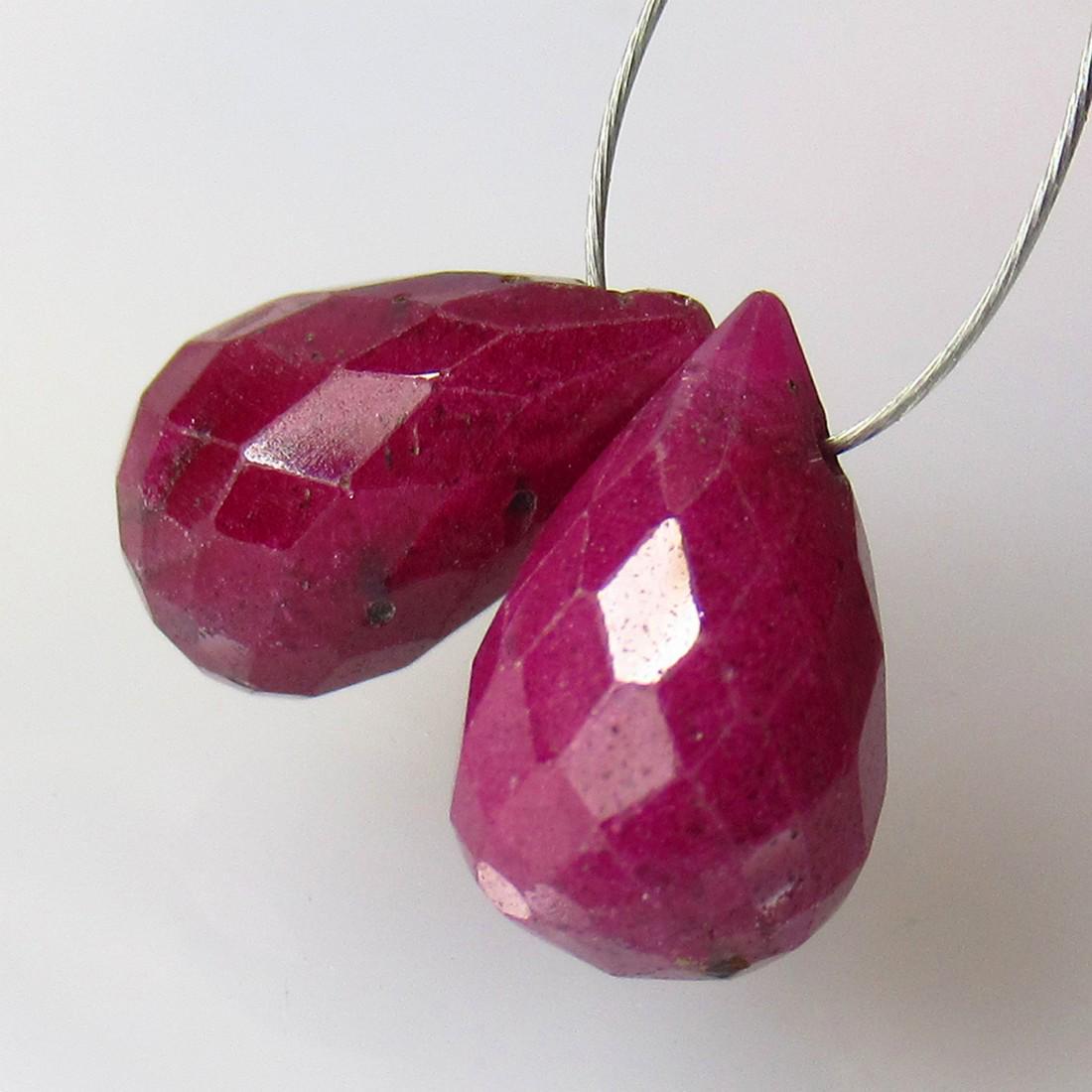 8.00 Ctw Natural 2 Mozambique Red Ruby Pear Drop Beads (1 of 2)