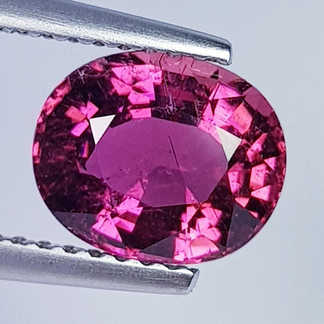 2.12 ctz " Top Grade Gem Natural Pink Tourmaline: No Reserve! Title: 2.12 ctz " Top Grade Gem Natural Pink Tourmaline Color/Clarity: Pink / IF-VVS Gemstones: Tourmaline Carat Weights: 2.12 Size/Dimensions: 8.50 x 7.00 x 5.00 Additional Info: Oval / N