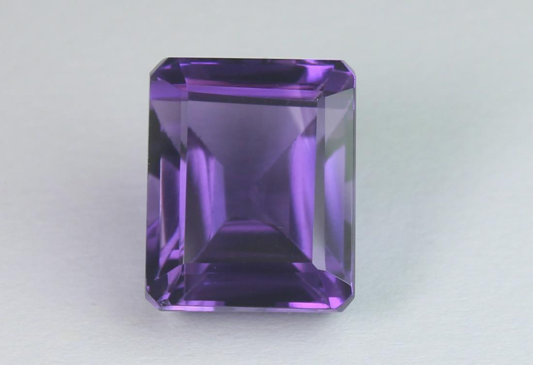 9.87 Cts Natural Amethyst (1 of 4)