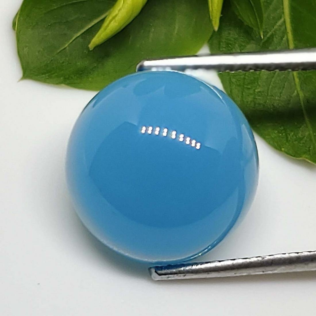 6.80 ct Natural Blue Chalcedony: No Reserve! Title: 6.80 ct Natural Blue Chalcedony Additional Information: Gemstones: Chalcedony Carat Weights: 6.80 ct Size/Dimensions: 11 X 11 mm Materials & Techniques: Chalcedony Shipping: Domesti