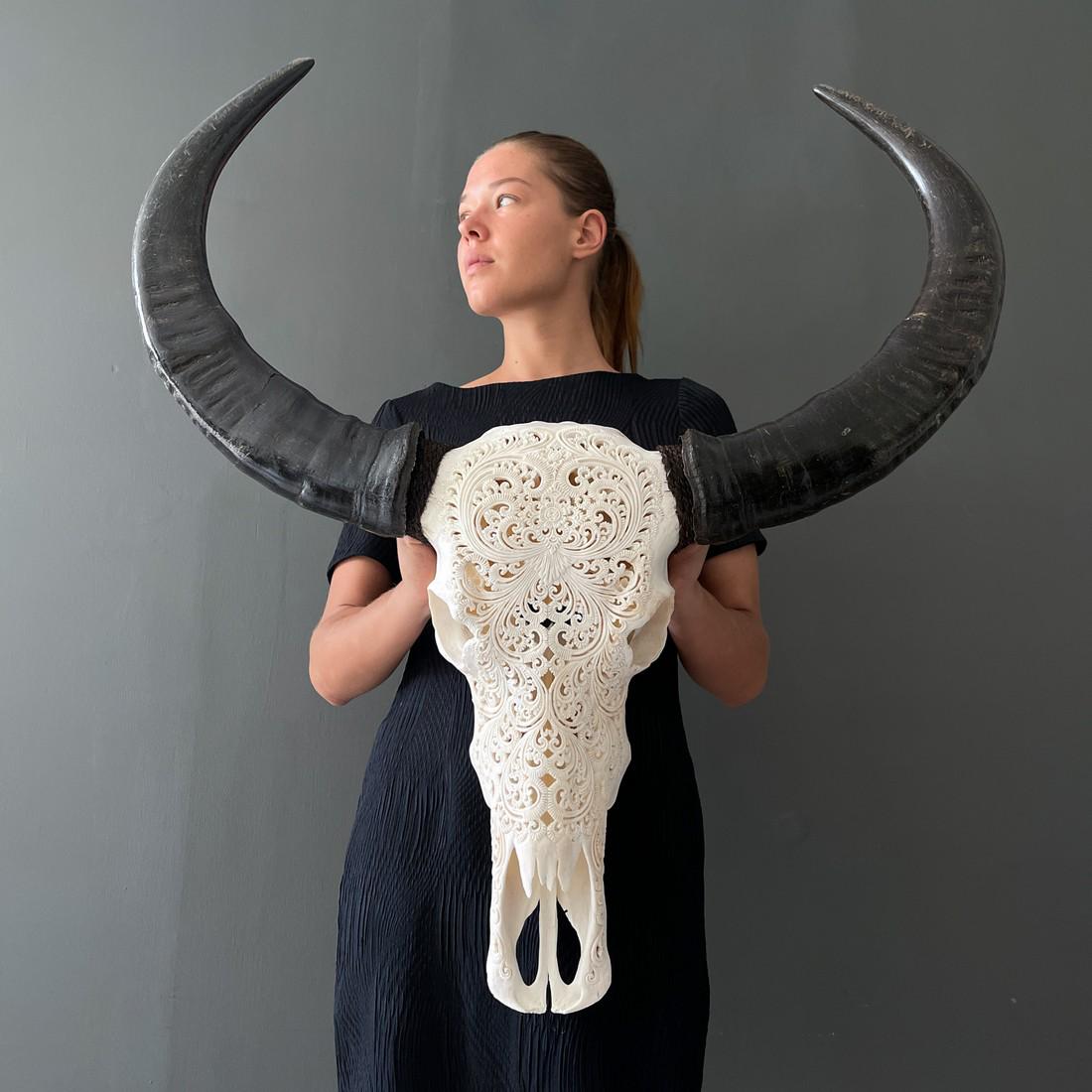 White water buffalo skull - Floral carving (1 of 10)