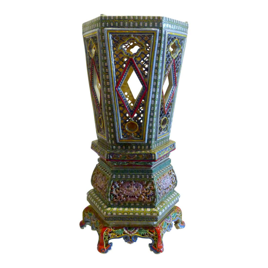 Chinese Porcelain Famille Verte Wedding Lantern (1 of 12)