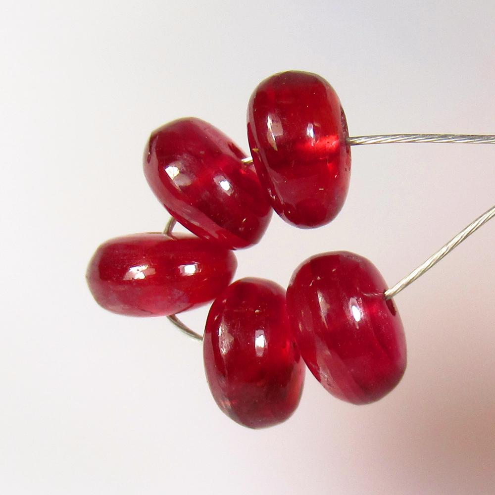 5.56 Ctw Natural 5 Mozambique Red Ruby Round Beads (1 of 2)