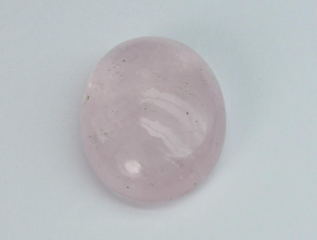 6.04 cts Natural Morganite: No Reserve! Title: 6.04 cts Natural Morganite Additional Information: Gemstone : Natural Morganite Shape and Cut : Oval Cabochon Weight : 6.04 carats Measurements : 14.25x10.90x5.37 mm Color : Peach T