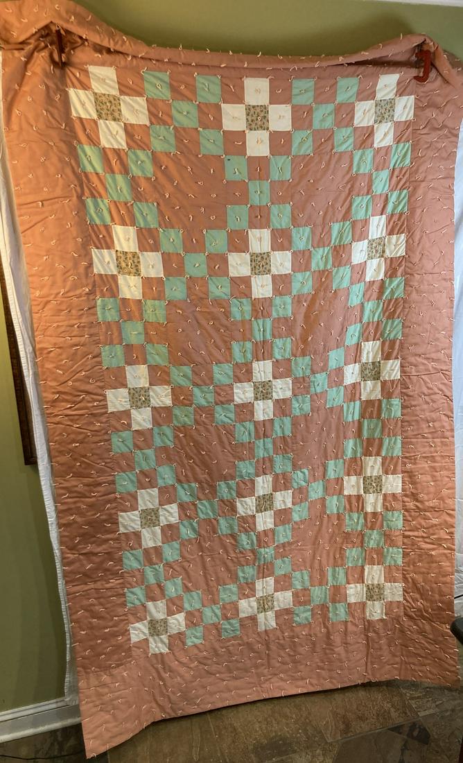 Beautiful Large Vintage Knotted Quilt 105 x 60 (1 of 8)