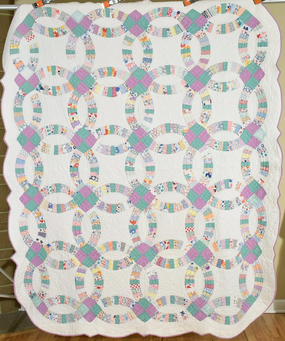 30's Double Wedding Ring Quilt (1 of 9)