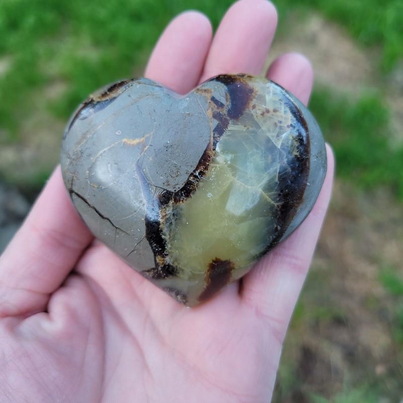 Crystal figurine dragon septarian stone heart carved (1 of 5)