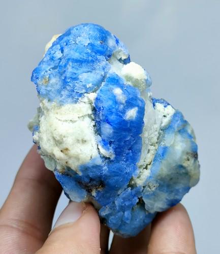 148 Gram Beautiful Natural Emerald Specimen (1 of 3)